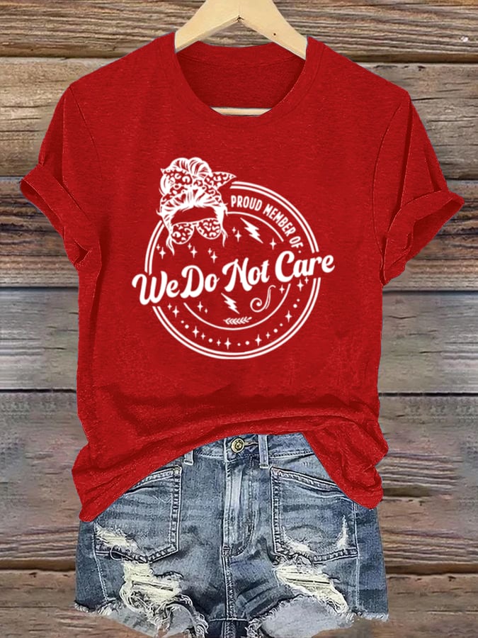 Retro Funny Proud Member Of Club We Do Not Care Menopause Perimenopause Print T-Shirt
