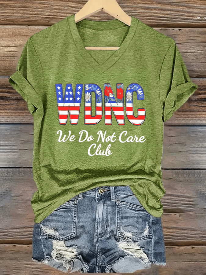 Women's Retro Funny Proud Member Of Club We Do Not Care Menopause Perimenopause Print T-Shirt