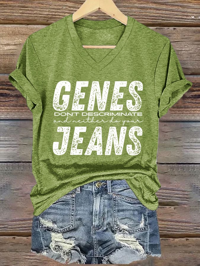 V-Neck Retro Genes Don't Discriminate And Neither Do Your Jeans Print T-Shirt