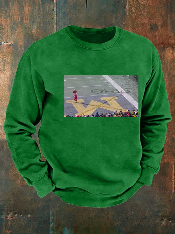 Men's  Vintage Buckeyee Ohioo Snow Sweatshirt