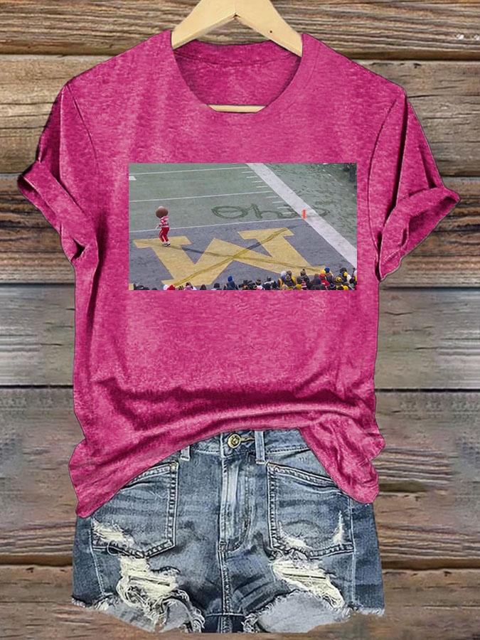 Women's  Vintage Buckeyee Ohioo Snow  T-shirt