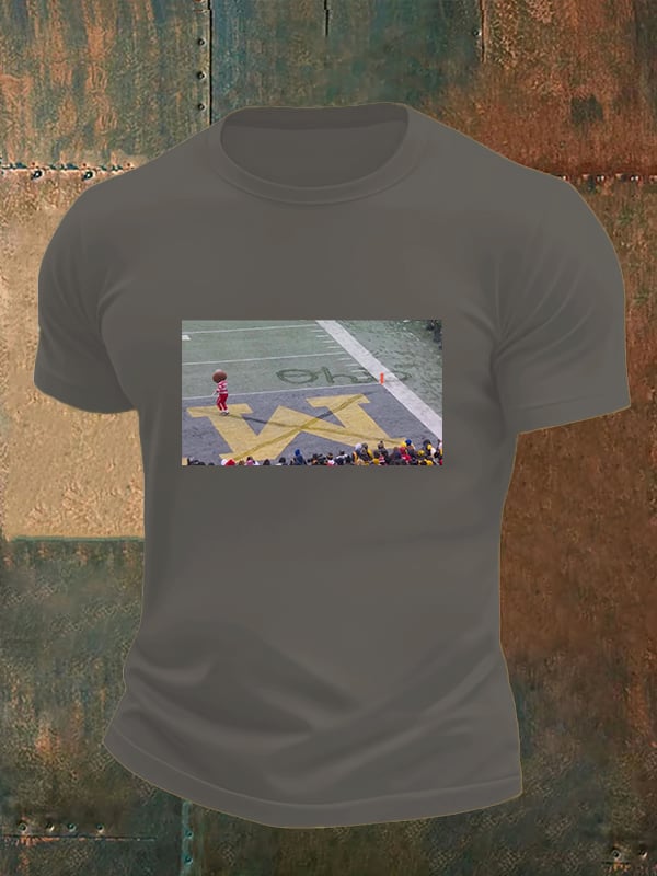 Men's  Vintage Buckeyee Ohioo Snow  T-shirt