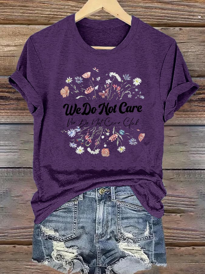 Women's Round-Neck Retro Funny Proud Member Of  Club We Do Not Care Menopause Perimenopause Print T-Shirt