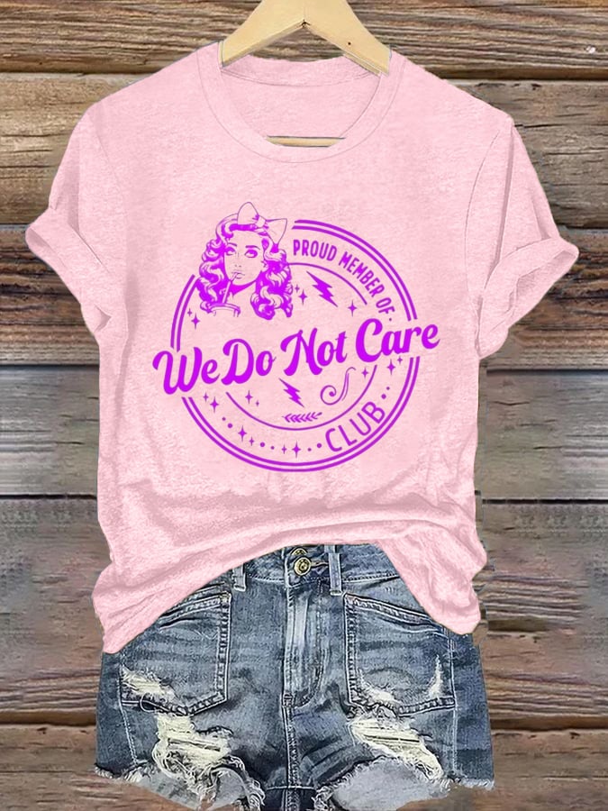 Women's  Round-Neck Retro Funny Proud Member Of  Club We Do Not Care Menopause Perimenopause Print T-Shirt