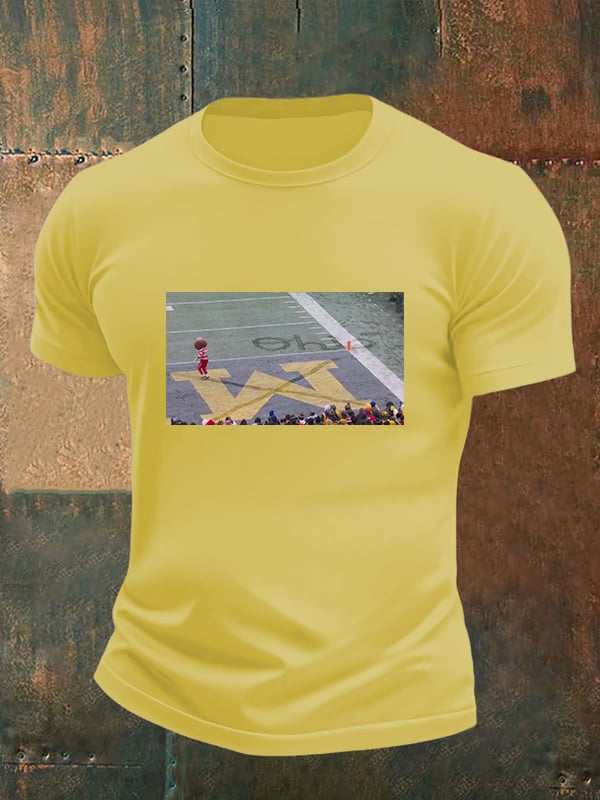 Men's  Vintage Buckeyee Ohioo Snow  T-shirt