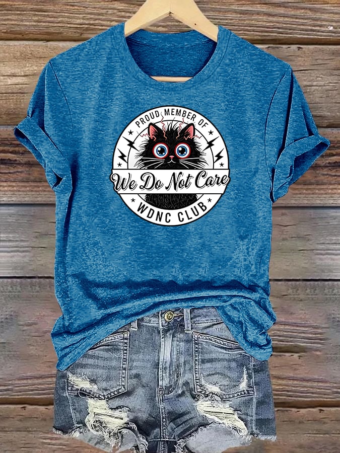 Women's  Retro Funny Proud Member Of Club We Do Not Care Menopause Perimenopause Print  T-Shirts