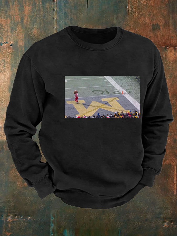 Men's  Vintage Buckeyee Ohioo Snow Sweatshirt